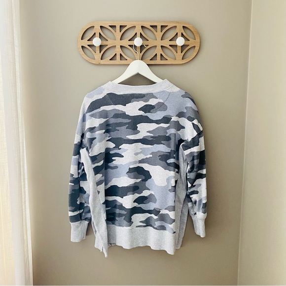 aerie Camo Pullover Sweatshirt Gray Sz Small - Picture 8 of 10